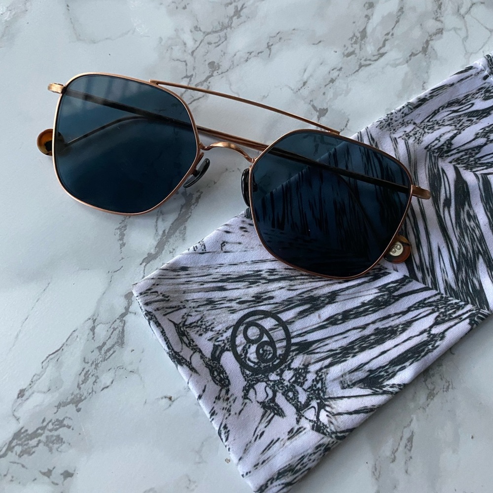 Free people Ahlem Gold dip Sunglasses